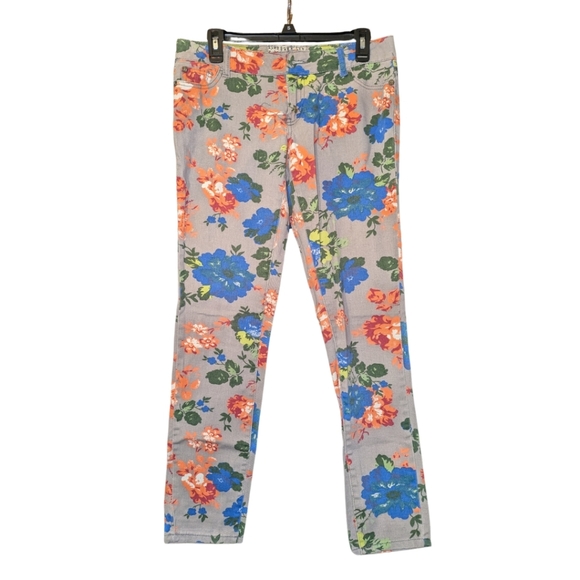 Hot Kiss Denim - Hot Kiss Vibrant Floral Print Grey Skinny Jeans – Juniors 5